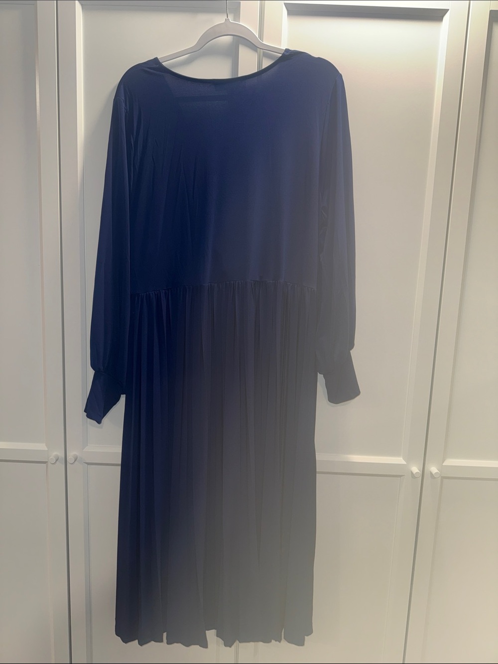 Elloquii Beautiful Blue Women's Knot Front Pleated Skirt Dress - Picture 9 of 10